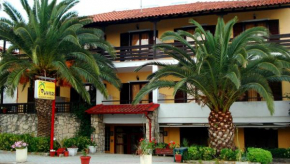 Отель Finikas Apartments  Полихроно